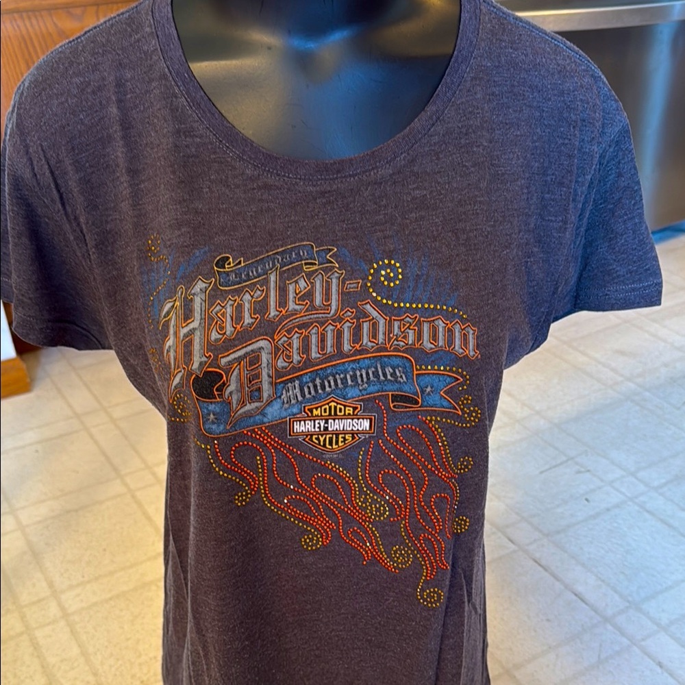 Harley Davidson women’s shirt with orange and yellow crystals. Size X-Large
